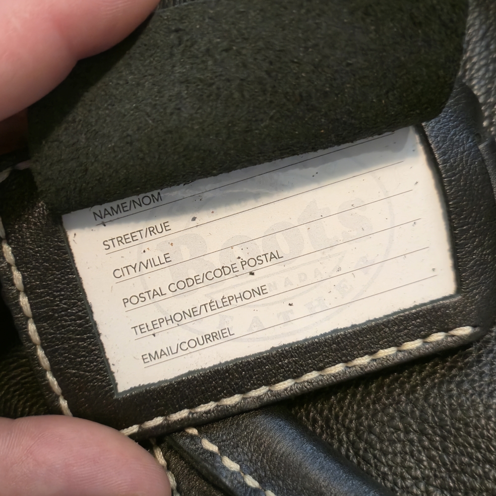 Roots Black Leather Banff Duffle Bag Small MADE IN CANADA ๐จ๐ฆ - Picture 7 of 7